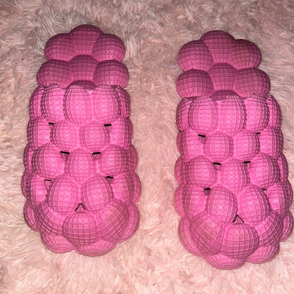 Bubbles Slides! - Picture 1 of 1